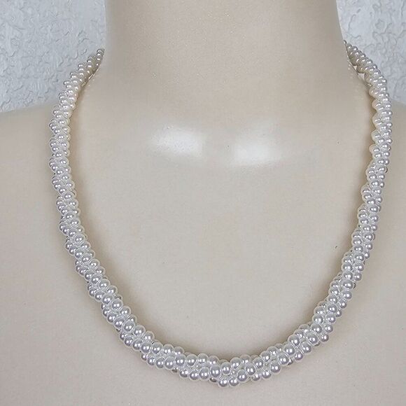 Vintage Jewelry - Vintage Torsade White Faux Pearl Twisted‎ Braided Glass .25" W 17.5" L Necklace